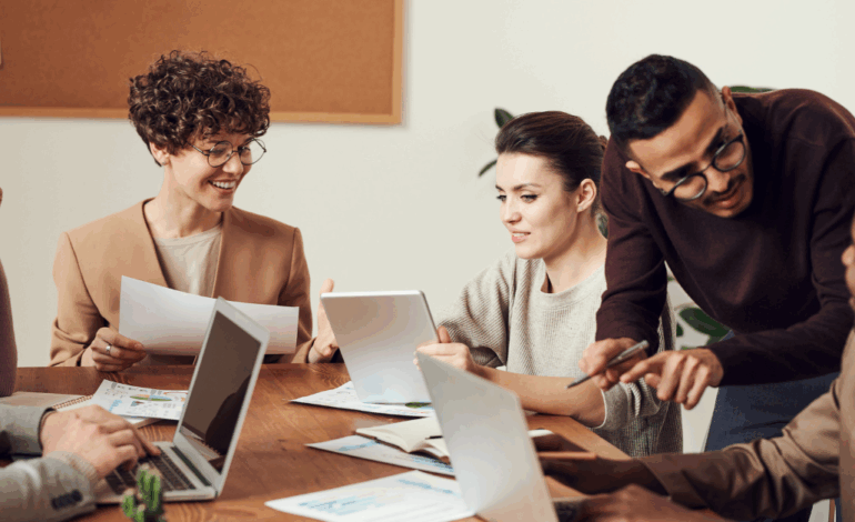  Summer Internships: A How-To Guide for University Students